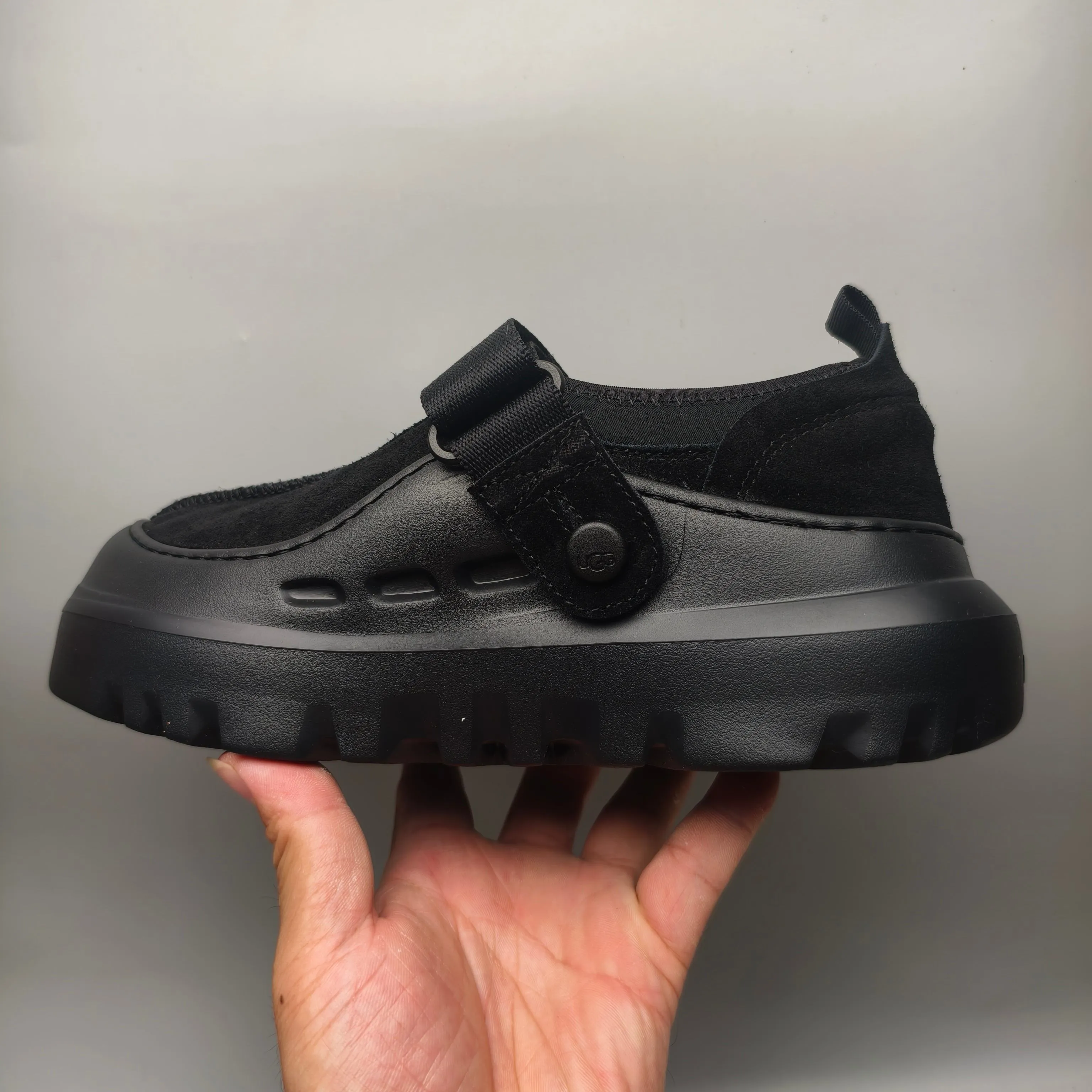 💰560 UGG sheepskin all-in-one snow boots 7550 one-legged casual men's and women's shoes Color: Maroon Black Green Matching sizes: 35-45